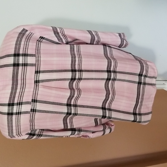 3 for 20. No Boundaries ladies Blouse. - Picture 4 of 6